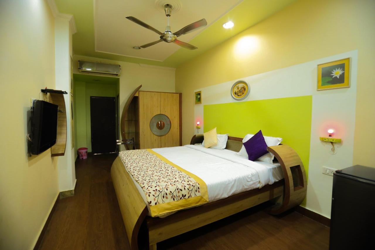 Hotel Vishwanath - Varanasi — Photos 3
